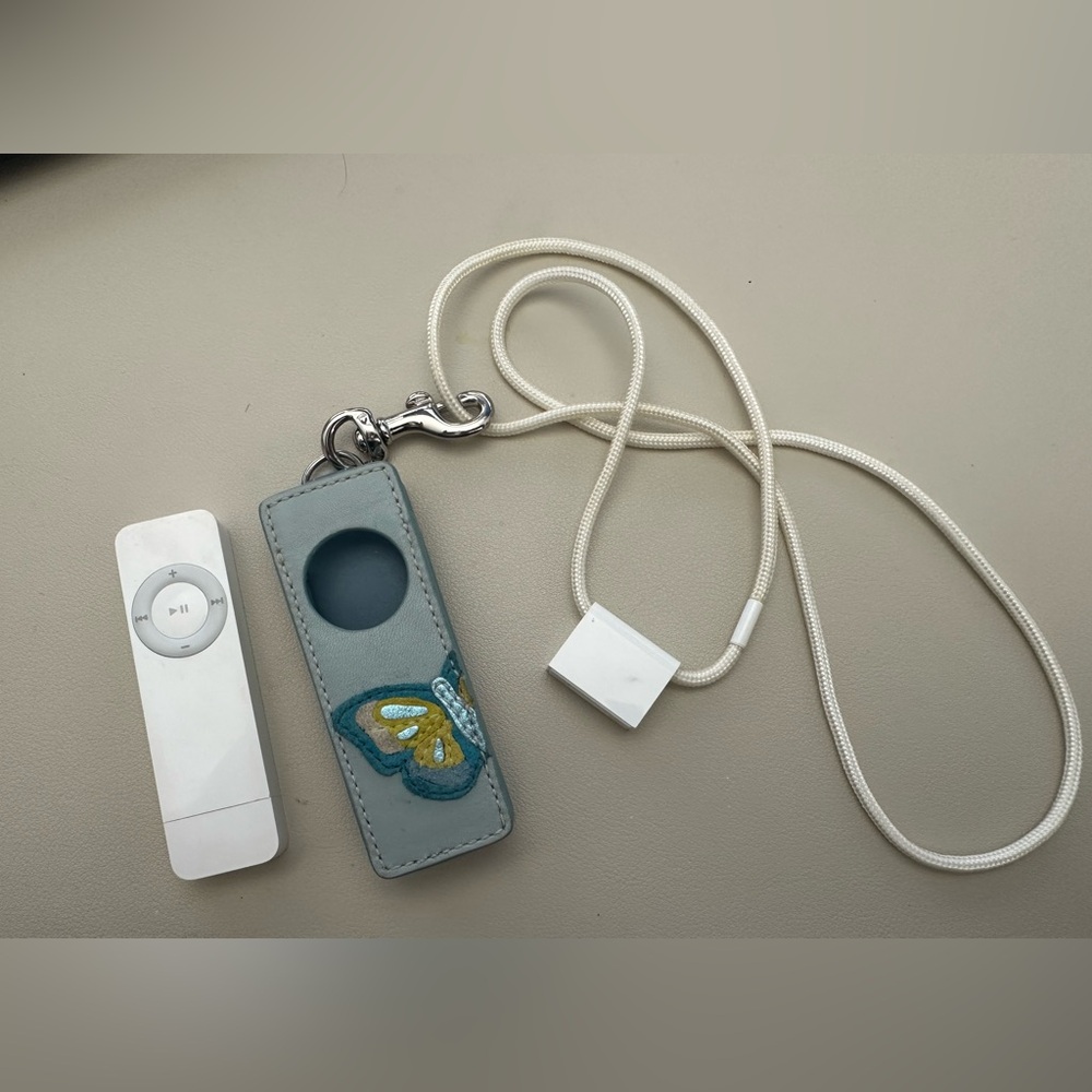 1st Generation Apple iPod shuffle with Coach case